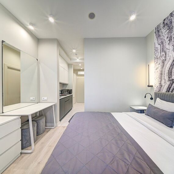 Студия с видом на бассейн и французским балконом 312. Фото 19