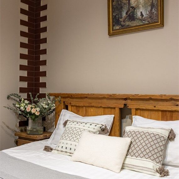 Улучшенный номер с 1 кроватью. Фото 9