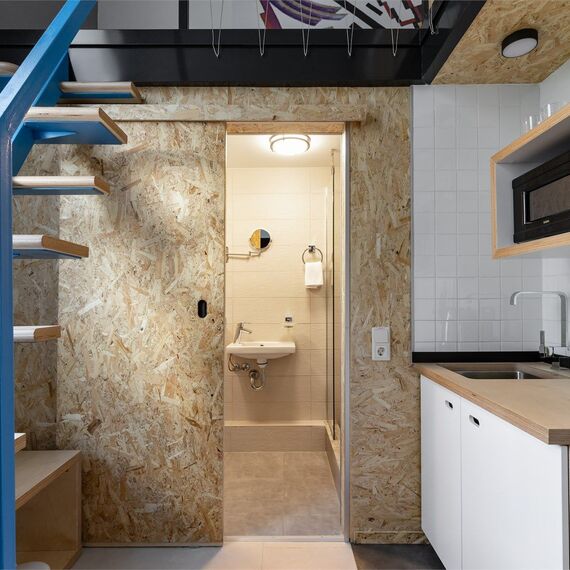 Дизайнерские двухуровневые апартаменты