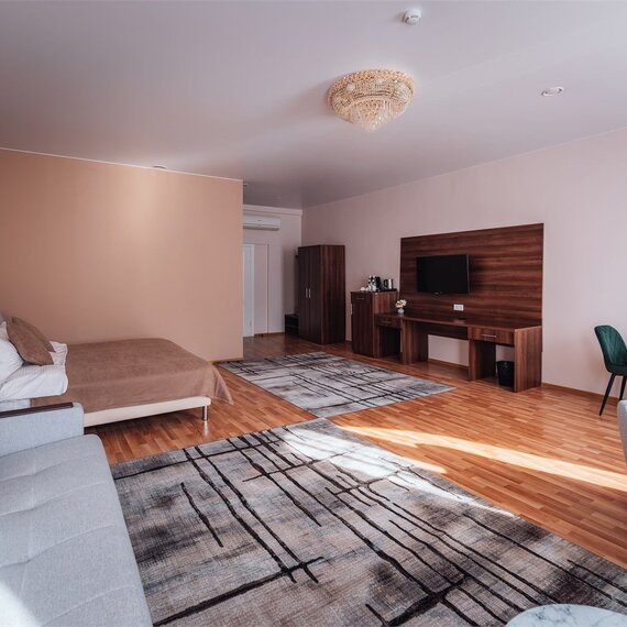 Полулюкс. Фото 1