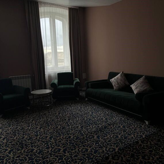 Люкс с балконом и видом на Казанский собор. Фото 24