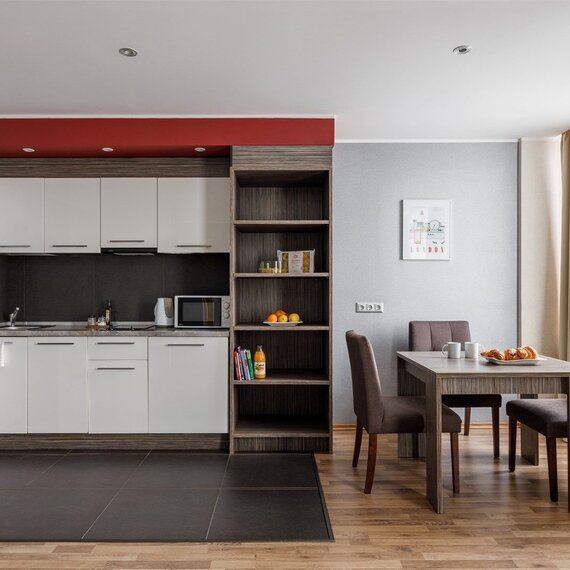 Семейный Люкс 2-х комнатный (2 двуспальные кровати-трансформеры). Фото 6