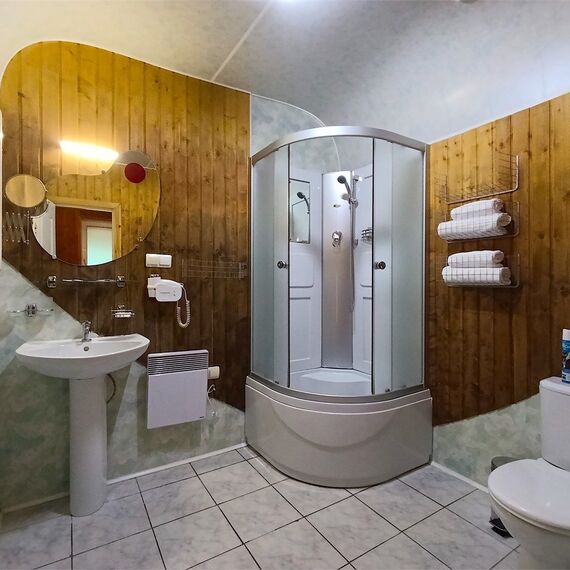 Коттедж «Падающий домик». Фото 3