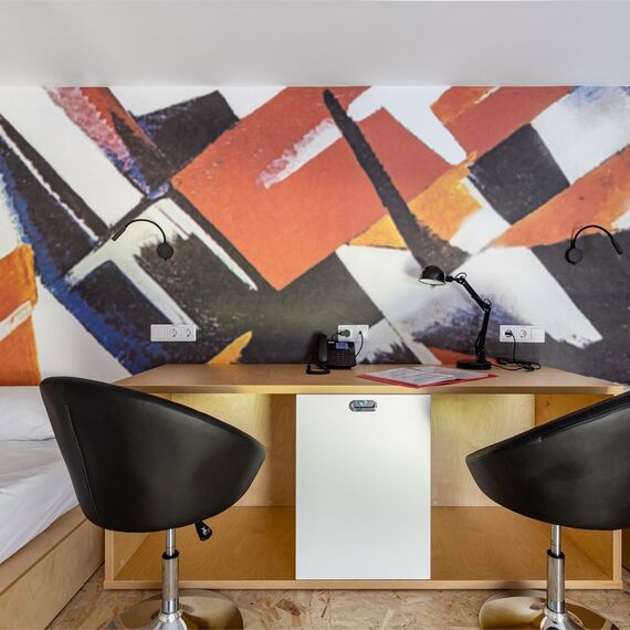 Дизайнерские двухуровневые апартаменты