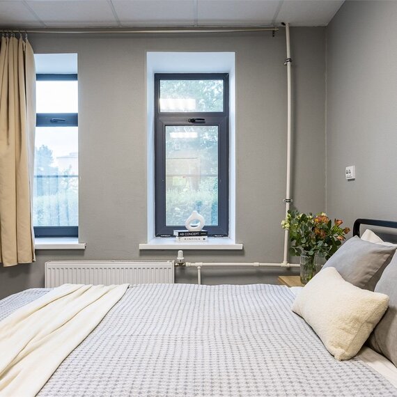 Стандартный номер с общей ванной комнатой. Фото 8