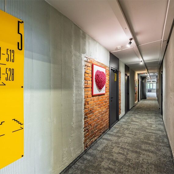 Классик с  1 двуспальной кроватью и ванной. Фото 11