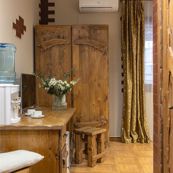 Улучшенный номер с балконом. Фото 6