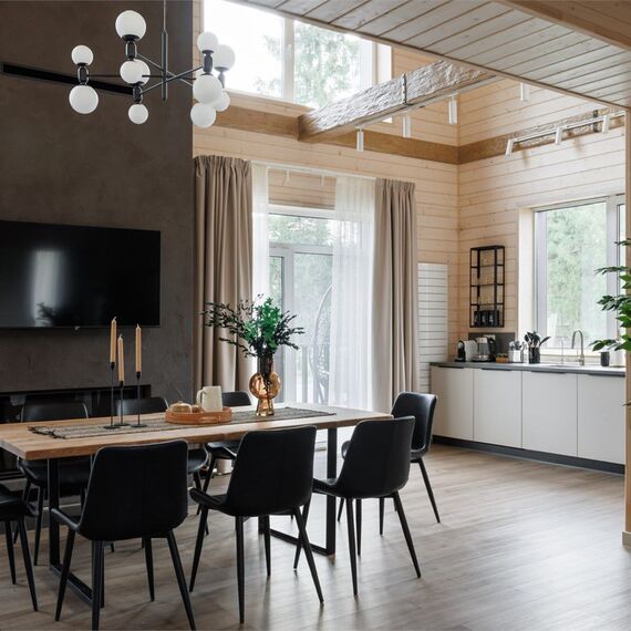 Двухэтажный коттедж с дровяным камином и личной зоной BBQ. Фото 11