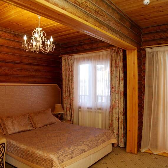 Двуспальный номер в Эко-Домике. Фото 17