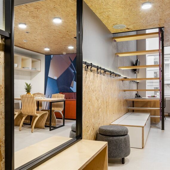 Дизайнерские двухуровневые апартаменты