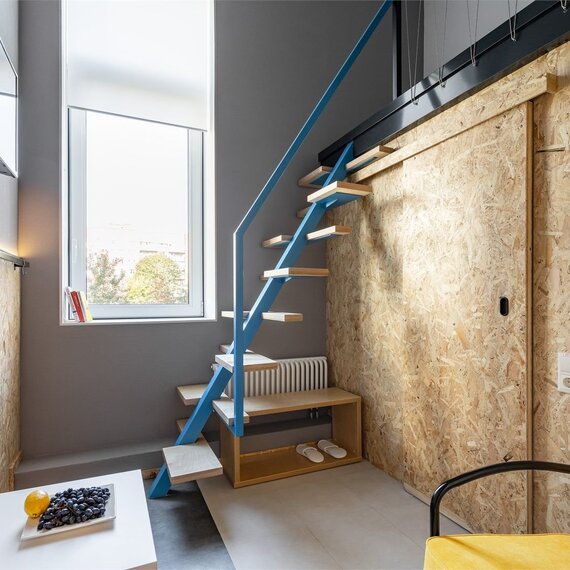 Дизайнерские двухуровневые апартаменты