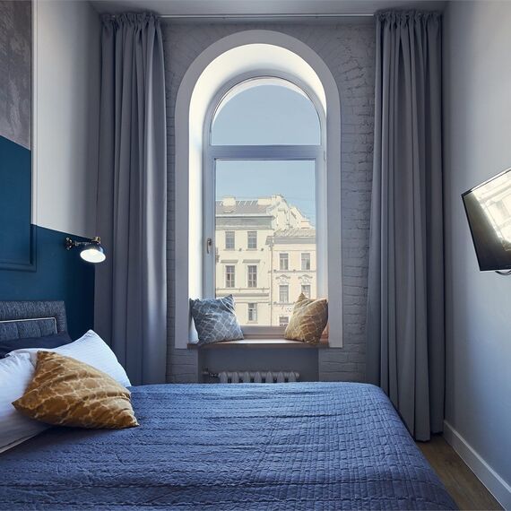 Улучшенный номер-студио с видом на Невский проспект DBL+SINGLE. Фото 11