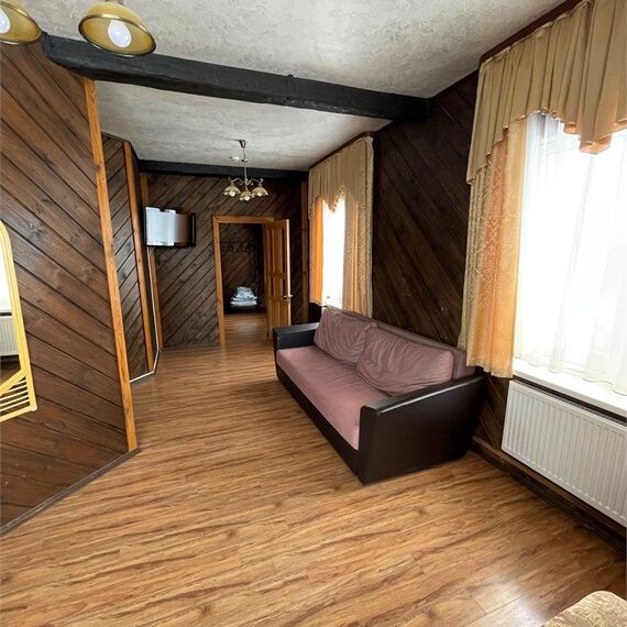 Улучшенный  двухкомнатный номер. Фото 2