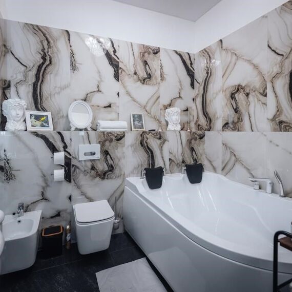 Президентский Люкс с балконом и видом на Казанский Собор. Фото 9