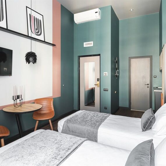 Стандартный номер-студио с видом во двор. Фото 2