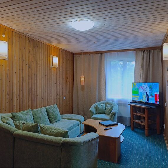 Коттедж «Украинская хата» с кухней 3-х комнатный. Фото 2