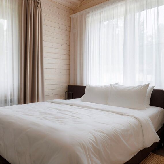 Одноэтажный коттедж с дровяным камином и личной зоной BBQ. Фото 4