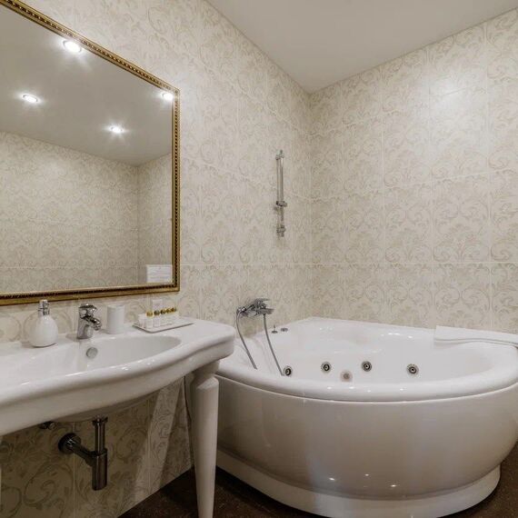 Люкс двухкомнатный. Фото 7