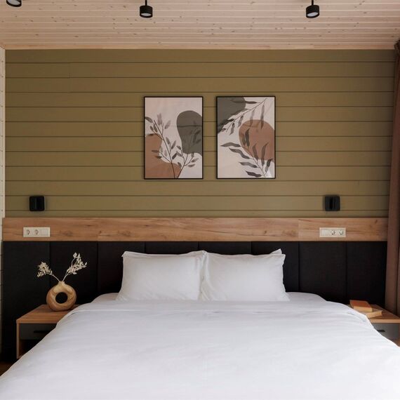 Стандартный номер с двуспальной кроватью и балконом. Фото 2