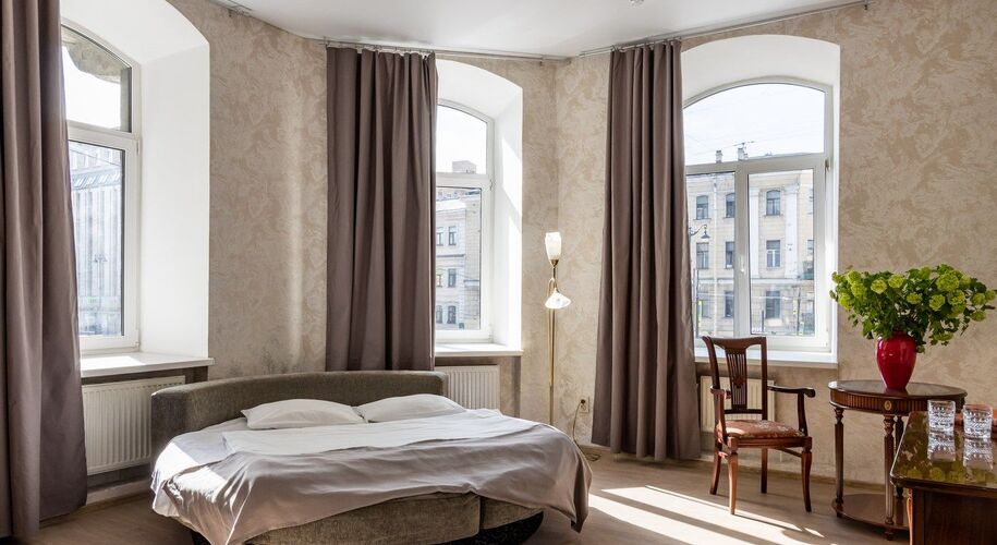  Номера на Площади Восстания - Фото 2