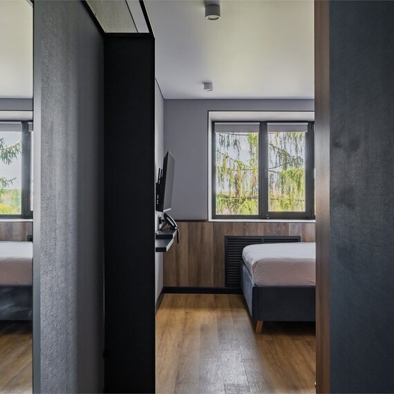 Классик с  1 двуспальной кроватью и ванной. Фото 7