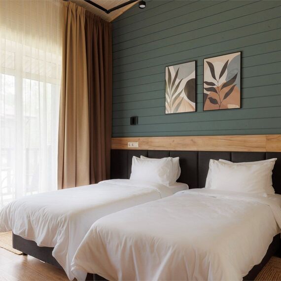 Стандартный номер с раздельными кроватями и балконом. Фото 4