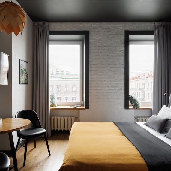 Улучшенный номер студио с видом на Невский проспект DBL+SINGLE/TRIPLE. Фото 13