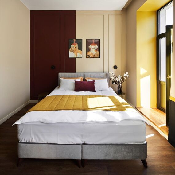 Номер Делюкс с балконом и видом на Невский проспект. Фото 2