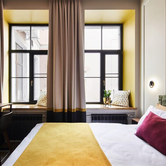 Номер студио с видом во двор. Фото 6