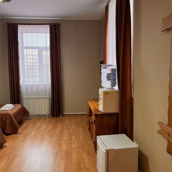 Улучшенный номер с 2 раздельными кроватями. Фото 1