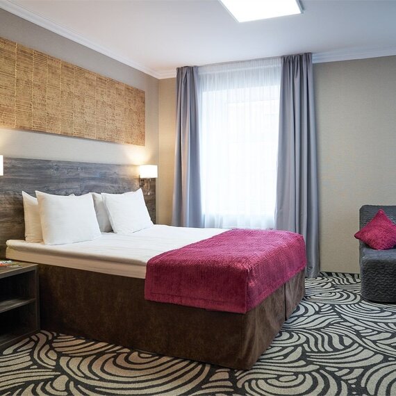 Арт-Адмиралъ. Фото 2