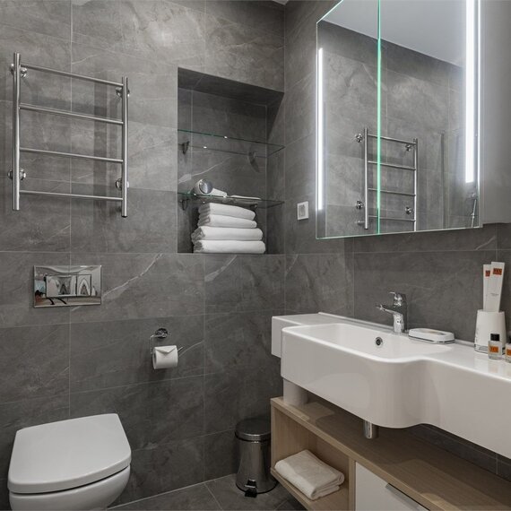 Полулюкс двухкомнатный номер (Ботаника). Фото 5