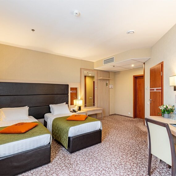 Улучшенный «Атриум» с раздельными кроватями. Фото 2