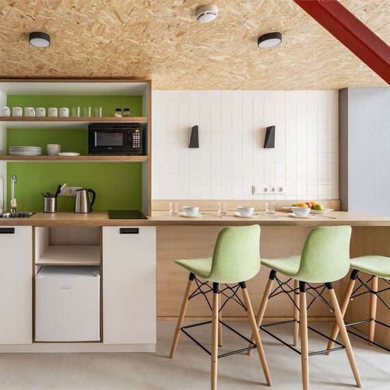 Дизайнерские двухуровневые апартаменты