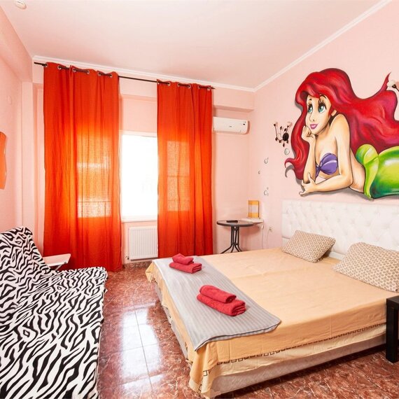 Трехместный стандартный номер с балконом. Фото 16