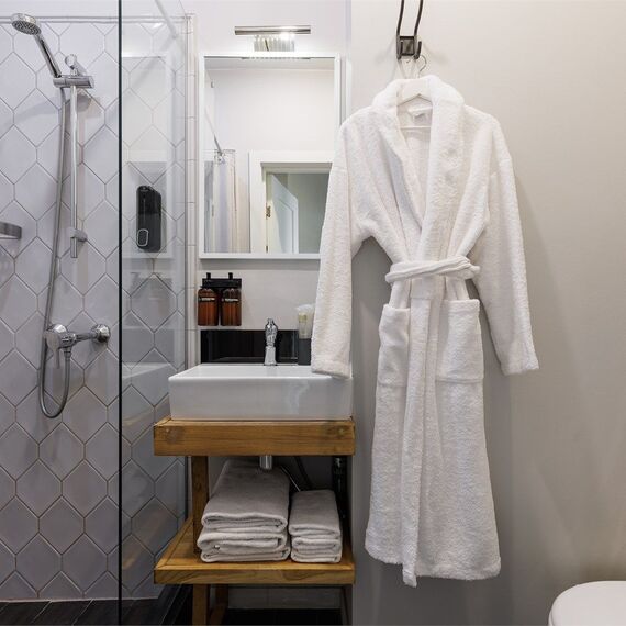 Улучшенный номер студио с видом во двор. Фото 22