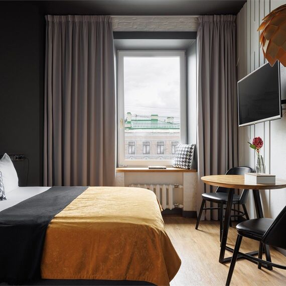 Улучшенный номер-студио с видом на Невский проспект DBL+SINGLE. Фото 5