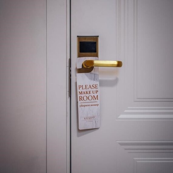 Люкс с балконом и видом на Казанский собор. Фото 19