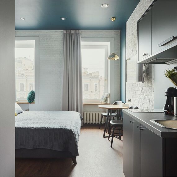 Номер студио Делюкс с видом на Невский проспект. Фото 2