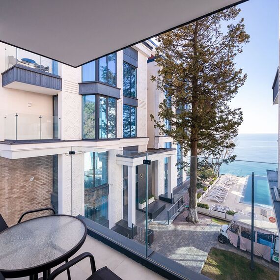 Deluxe c видом на бассейн и море № 310. Фото 3