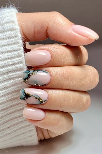 Подарочный сертификат «Маникюр с покрытием гель лак» (2 часа, 1 человек)