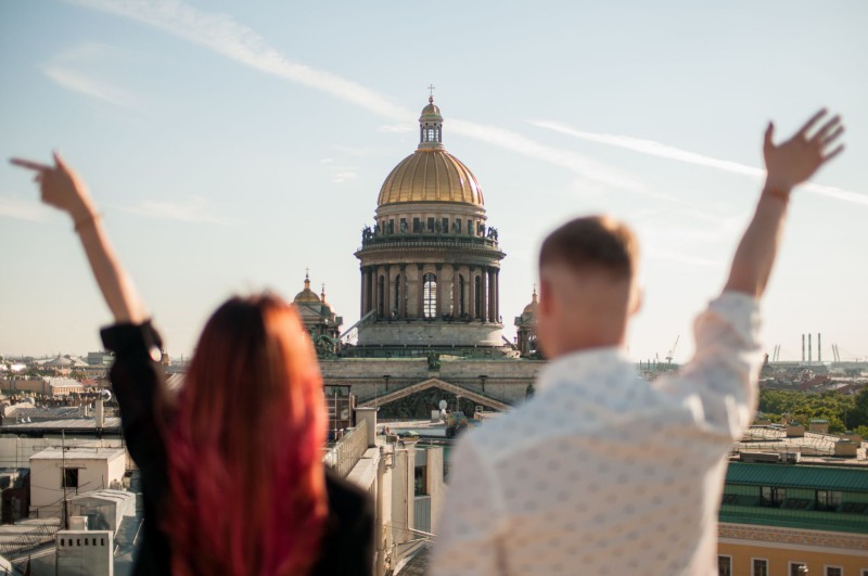 Подарочный сертификат на свидание на крыше в Спб